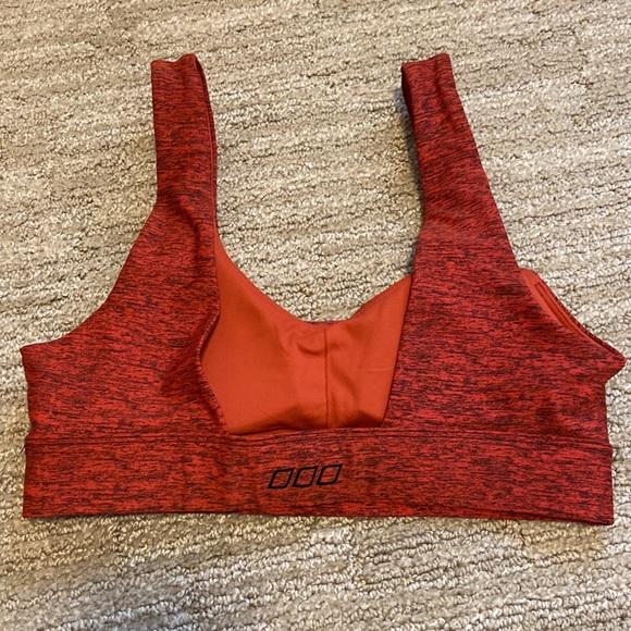 Lorna Jane sports bra - Picture 2 of 3